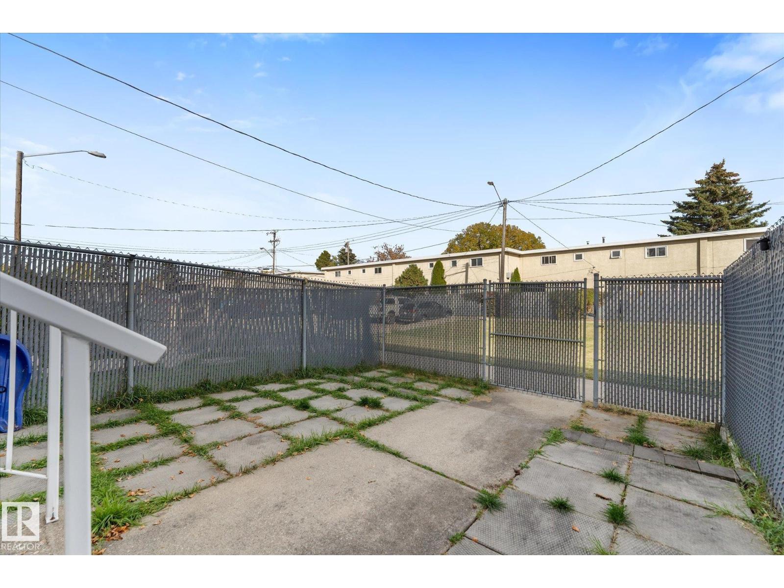 13307 89A ST NW