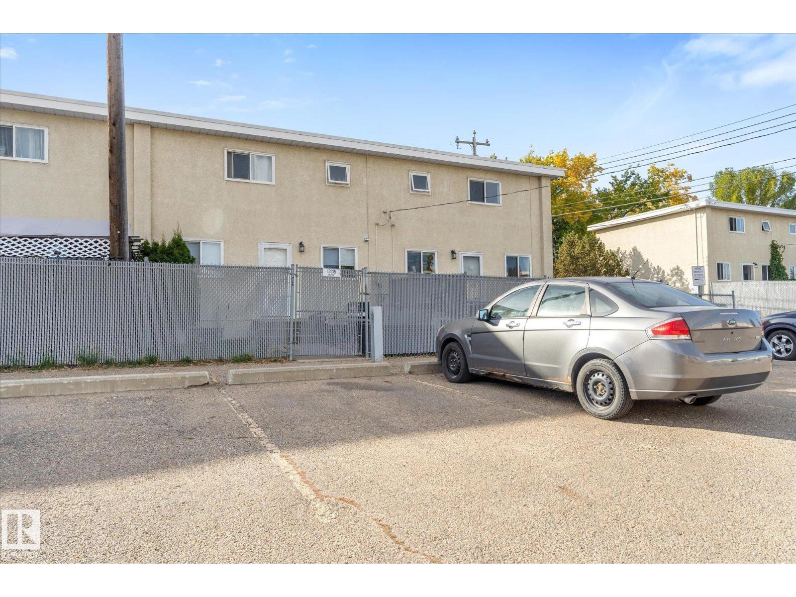 13307 89A ST NW
