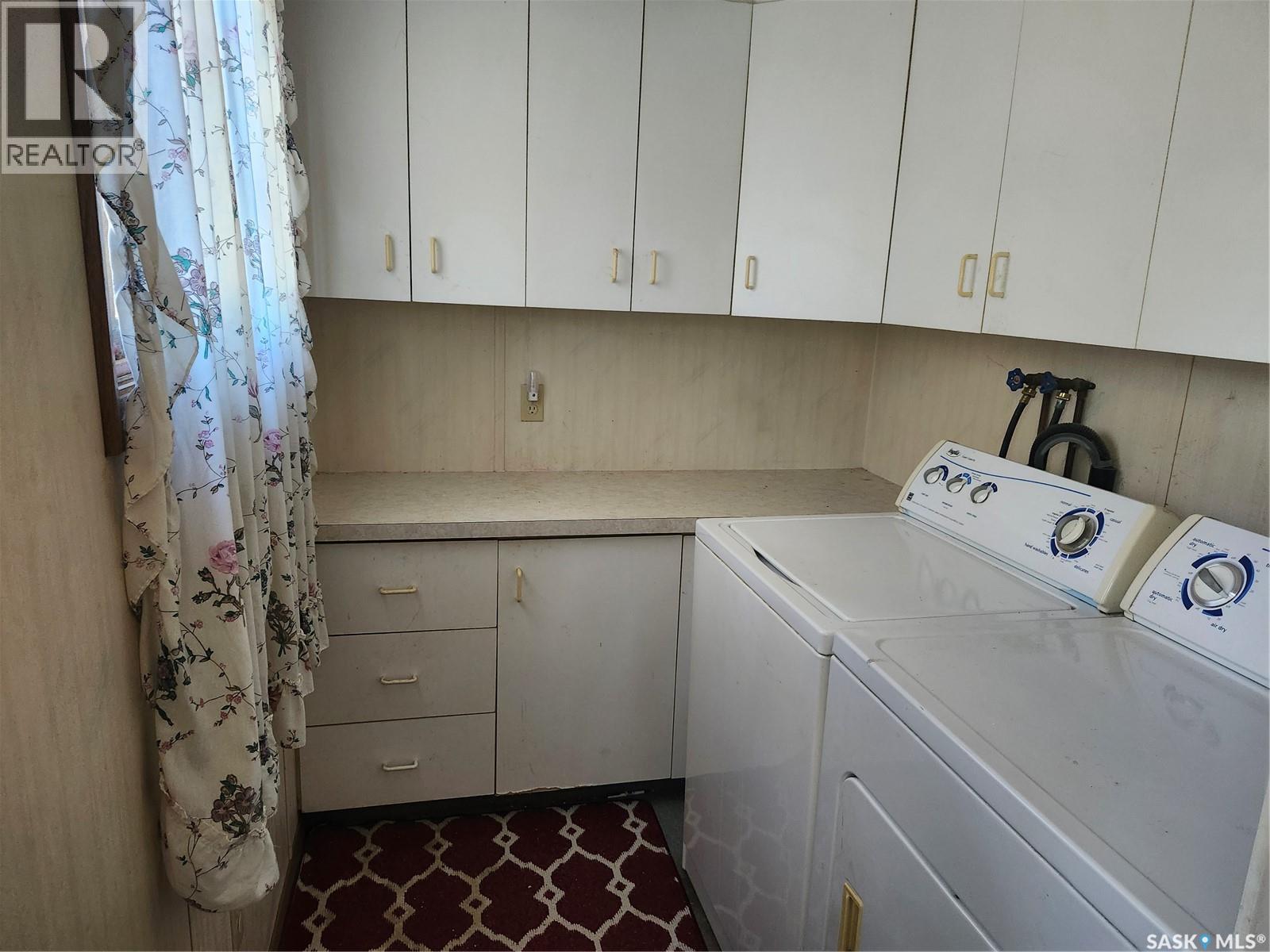 115 Halyard Street, Pennant, Saskatchewan  S0N 1X0 - Photo 11 - SK050327