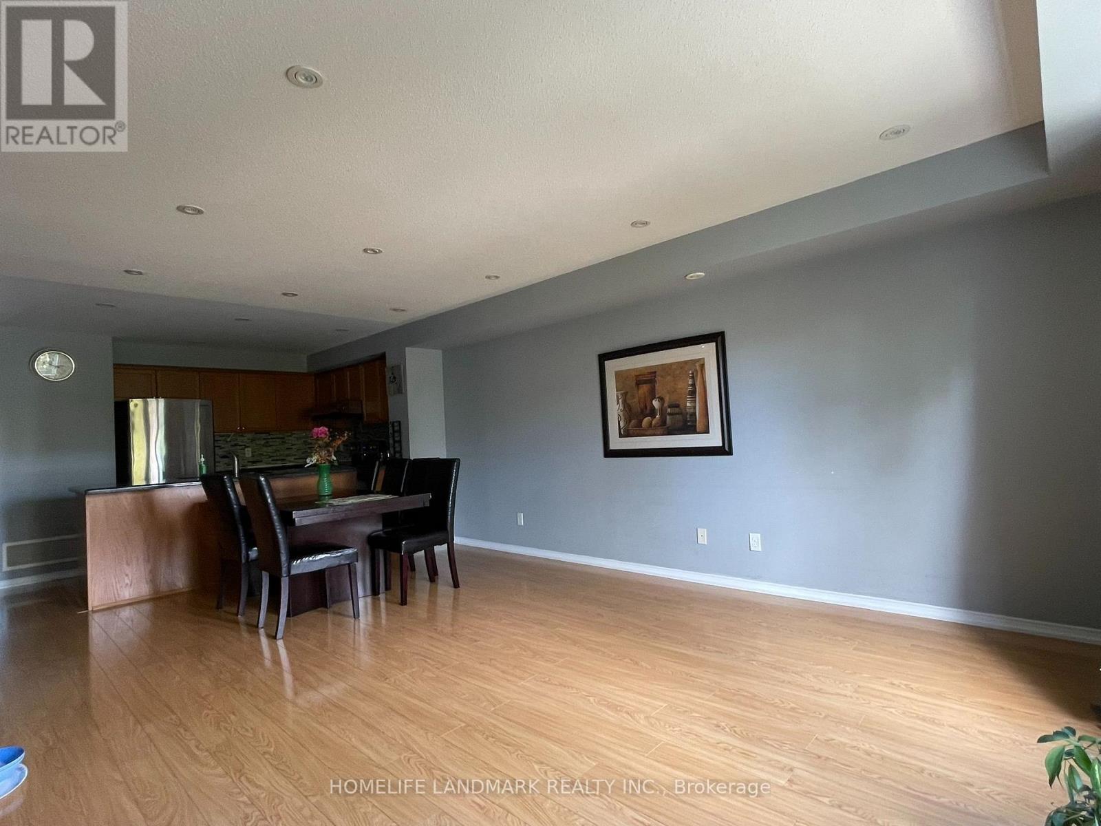 10 - 3375 Thomas Street, Mississauga, Ontario  L5M 0P7 - Photo 3 - W13860208