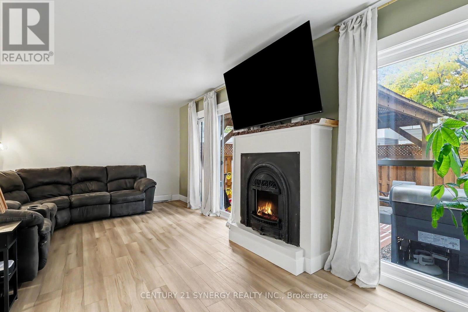 71 Compata Way, Ottawa, Ontario  K1B 4X1 - Photo 12 - X13860214