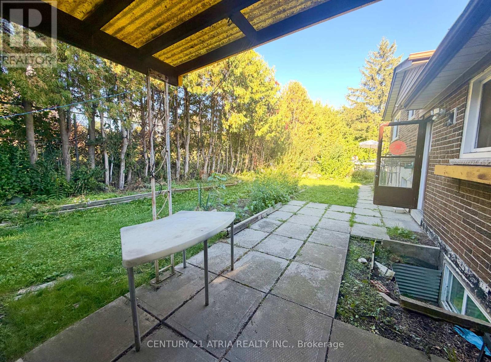 Ground Level - 24 Axsmith Crescent, Toronto, Ontario  M2J 3K3 - Photo 11 - C13860204