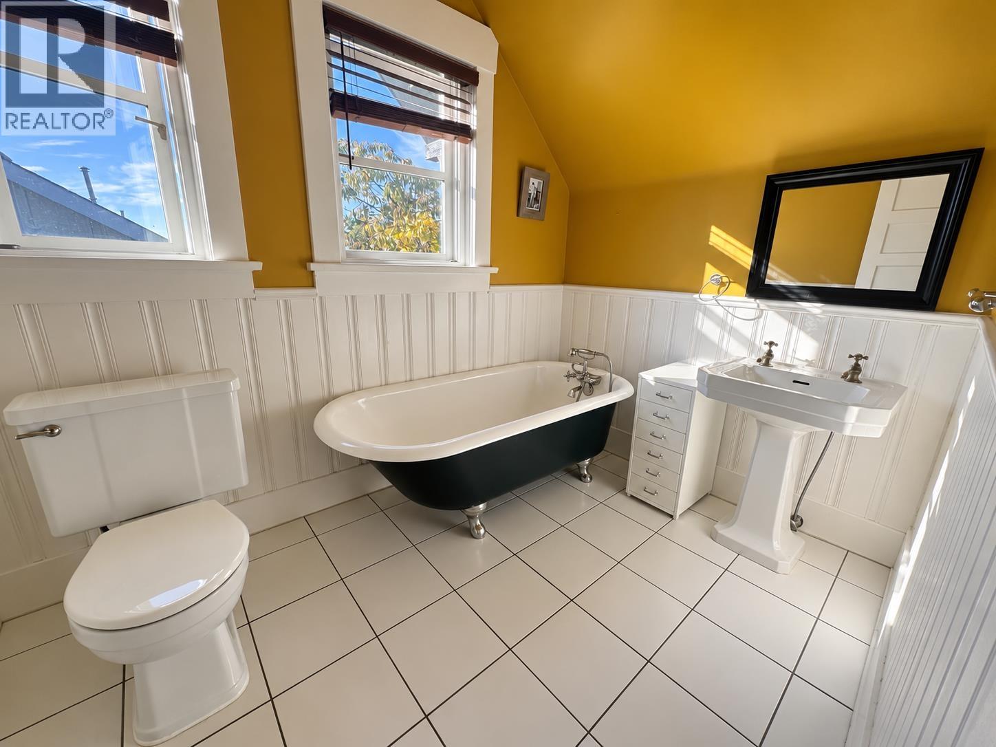364 E 14th Street, North Vancouver, British Columbia  V7L 2N6 - Photo 20 - R3171637