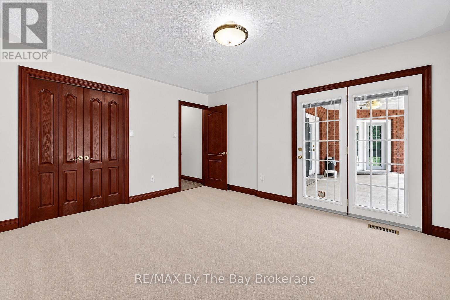 90 Goldfinch Crescent, Tiny, Ontario  L0L 2J0 - Photo 27 - S13728844