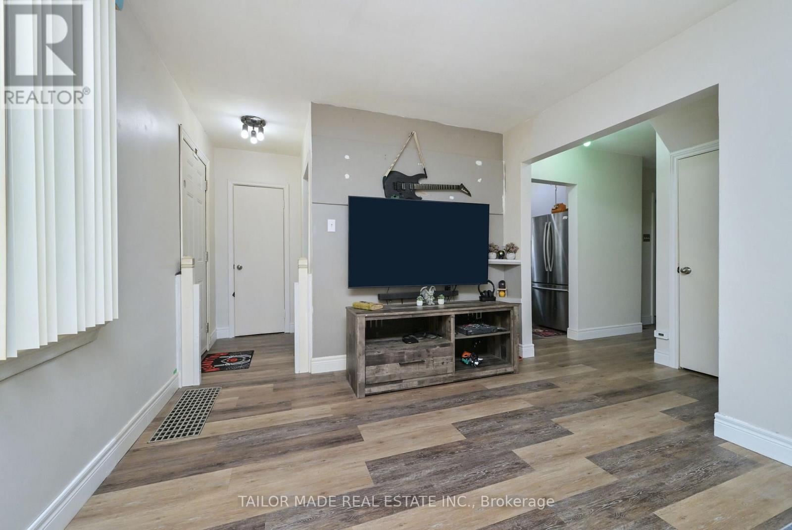 88 Mccaul Street, Brampton, Ontario  L6V 1J3 - Photo 9 - W13800670