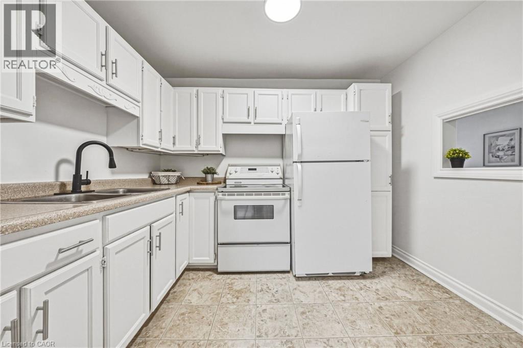 75 Pollock Avenue, Cambridge, Ontario  N1R 2B4 - Photo 24 - 40868372