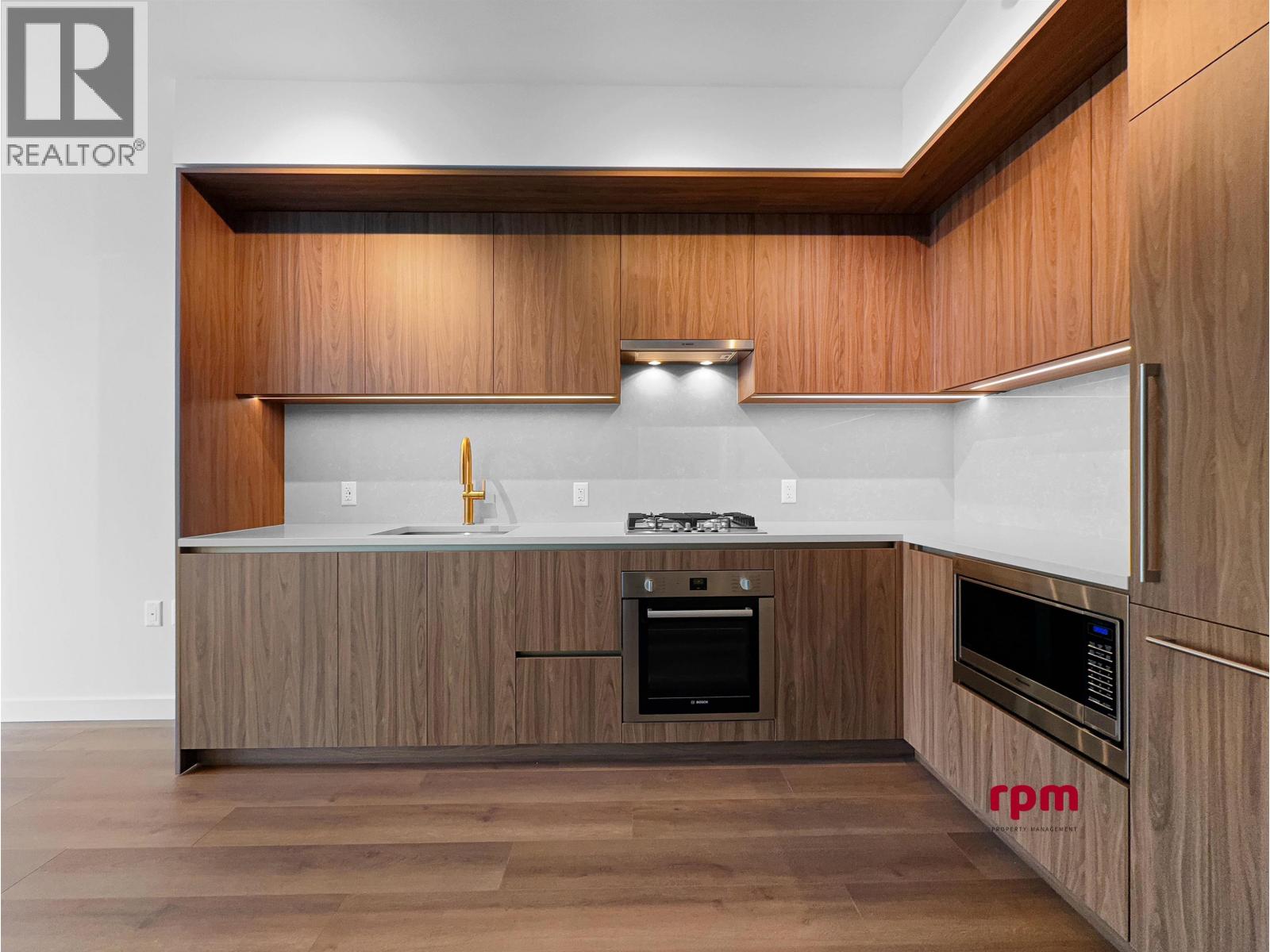 4xx 5987 Wilson Avenue, Burnaby, British Columbia  V5H 0L7 - Photo 2 - R3172175