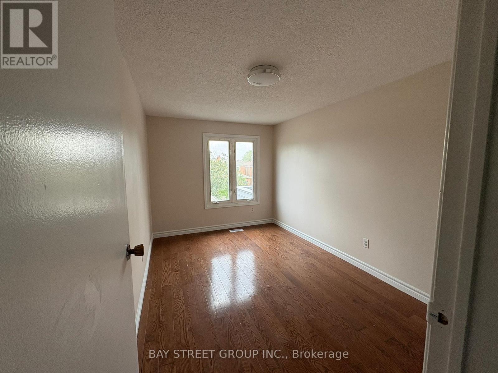 16 Tinti Place, Vaughan, Ontario  L4J 5B2 - Photo 6 - N13860242
