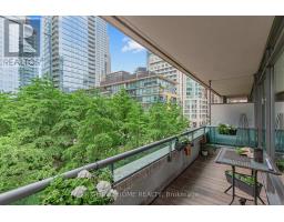 305 - 18 YORKVILLE AVENUE, Toronto, Ontario
