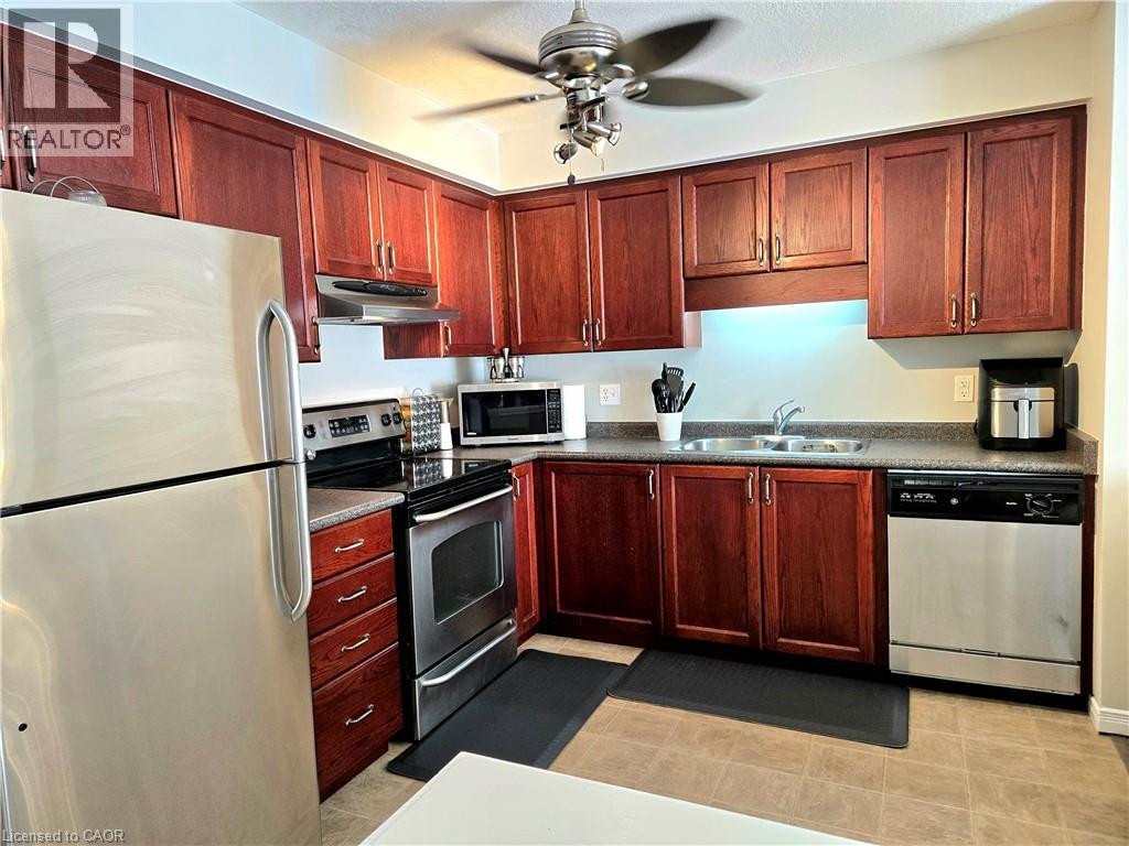 286 Sophia Crescent, Kitchener, Ontario  N2R 1X9 - Photo 13 - 40866989