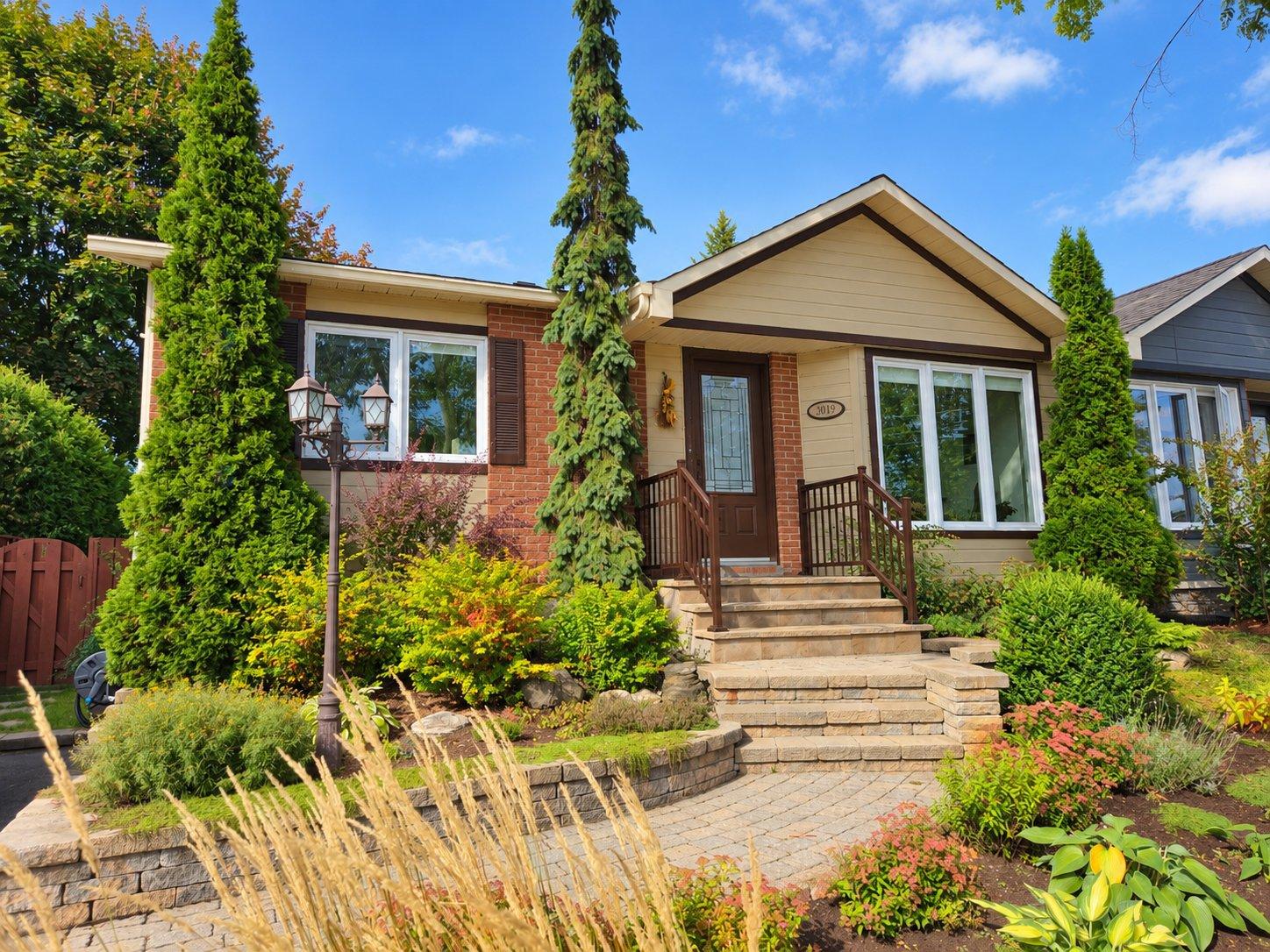 3919 Rue Germain Terrebonne (Terrebonne) Quebec Canada J6X2N3 2