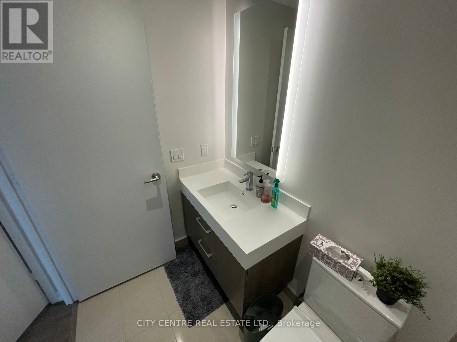 1602 - 1 Yorkville Avenue, Toronto, Ontario  M4W 0B1 - Photo 14 - C13860246