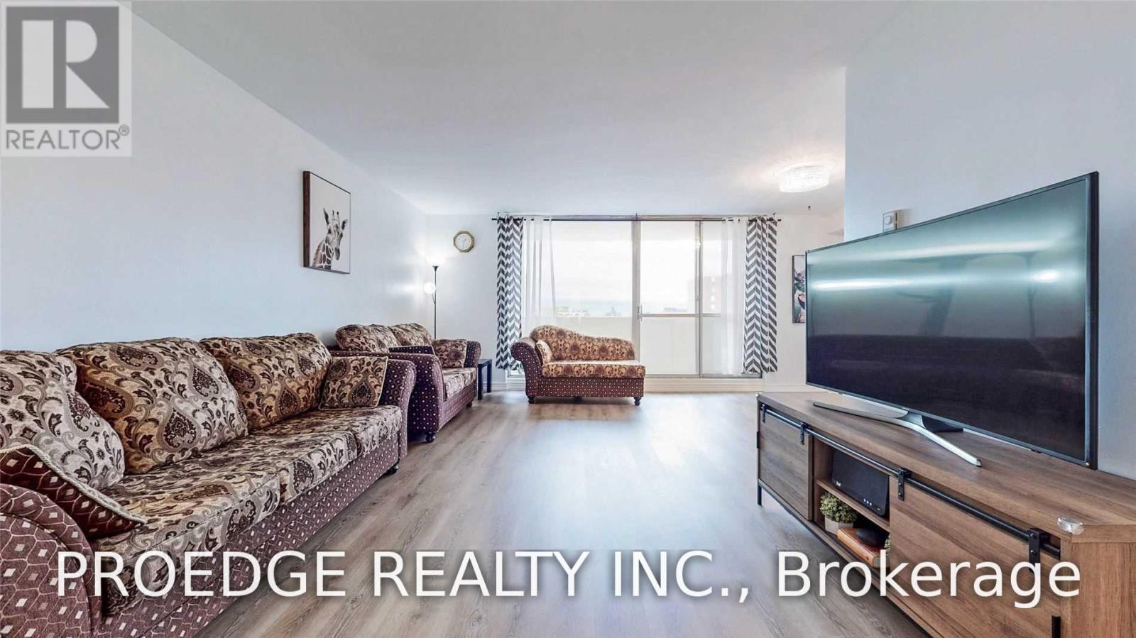 2507 - 5 Massey Square, Toronto, Ontario  M4C 5L5 - Photo 10 - E13860256