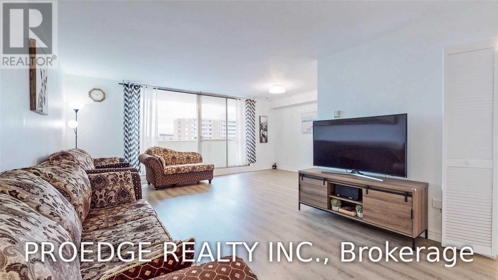 2507 - 5 Massey Square, Toronto, Ontario  M4C 5L5 - Photo 11 - E13860256