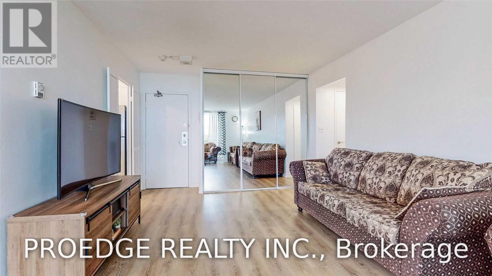 2507 - 5 Massey Square, Toronto, Ontario  M4C 5L5 - Photo 14 - E13860256