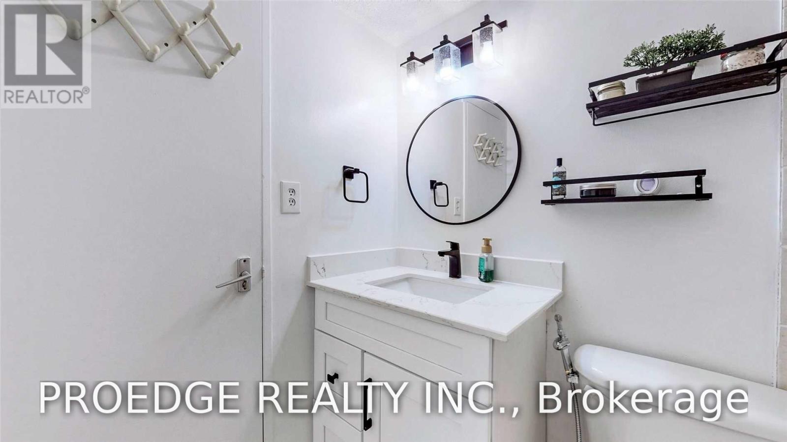 2507 - 5 Massey Square, Toronto, Ontario  M4C 5L5 - Photo 28 - E13860256