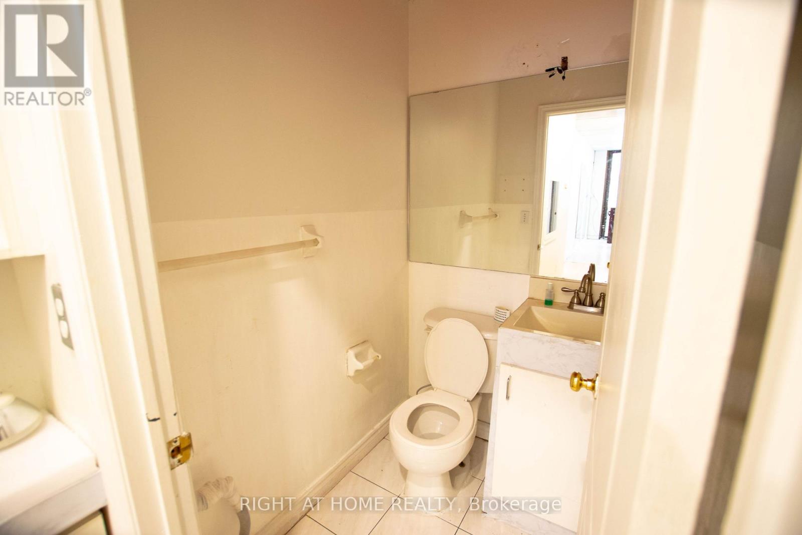 105 - 2347 Kennedy Road, Toronto, Ontario  M1T 3T8 - Photo 5 - E13860268