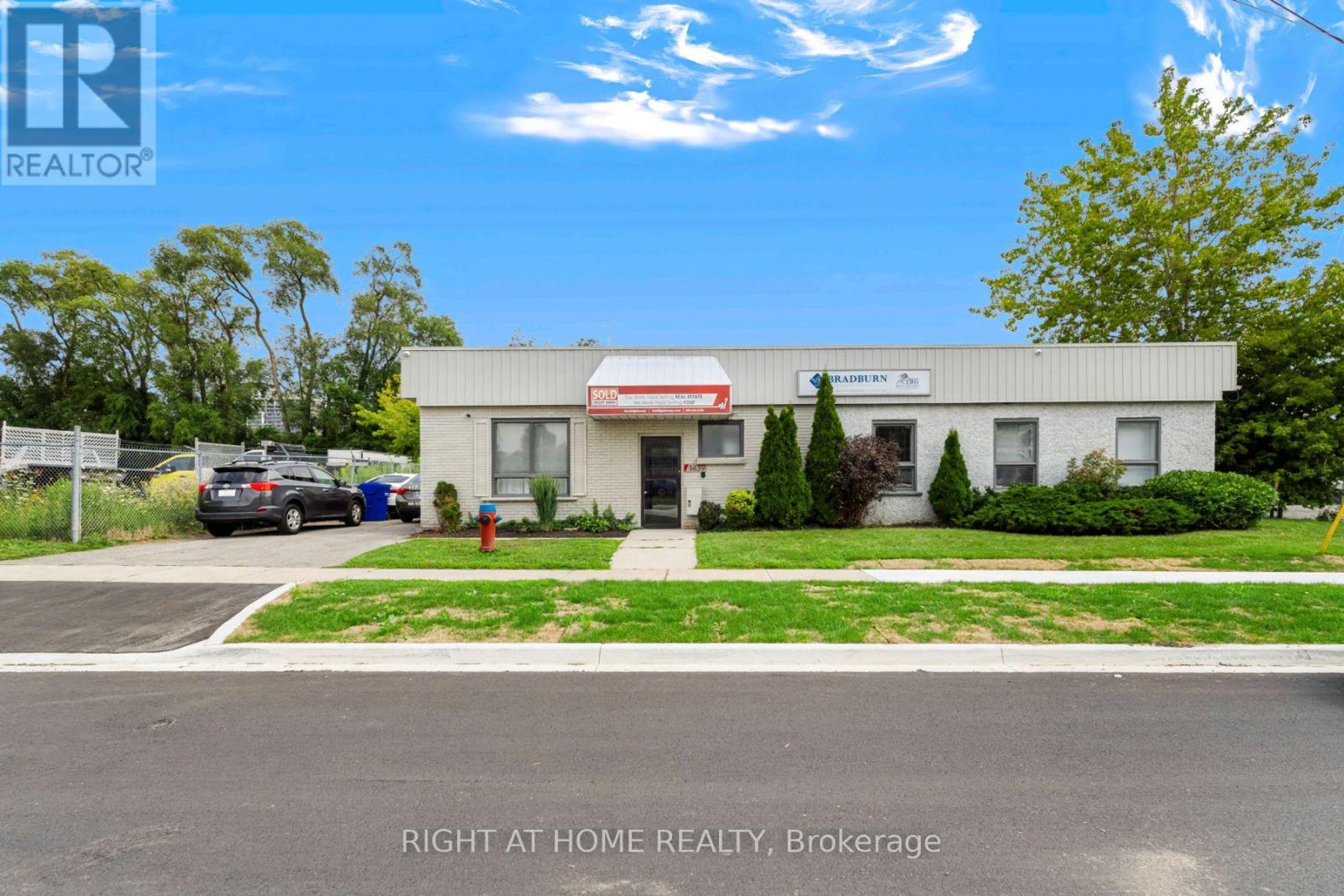 1439 LEGION ROAD, Burlington, Ontario
