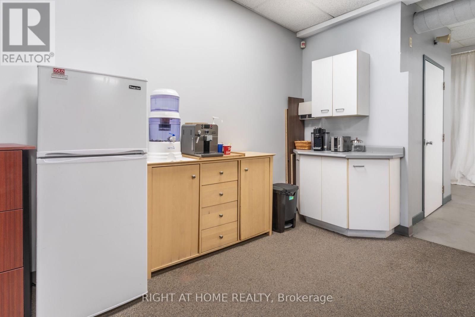 1439 Legion Road, Burlington, Ontario  L7S 1W5 - Photo 6 - W13860258