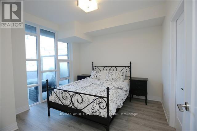 101 - 10 Concord Place, Grimsby, Ontario  L3M 0G6 - Photo 8 - X13860254