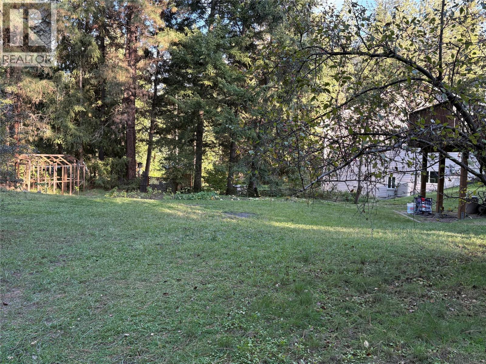 945 Pine Crescent, Genelle, British Columbia  V0G 1G0 - Photo 60 - 10389077