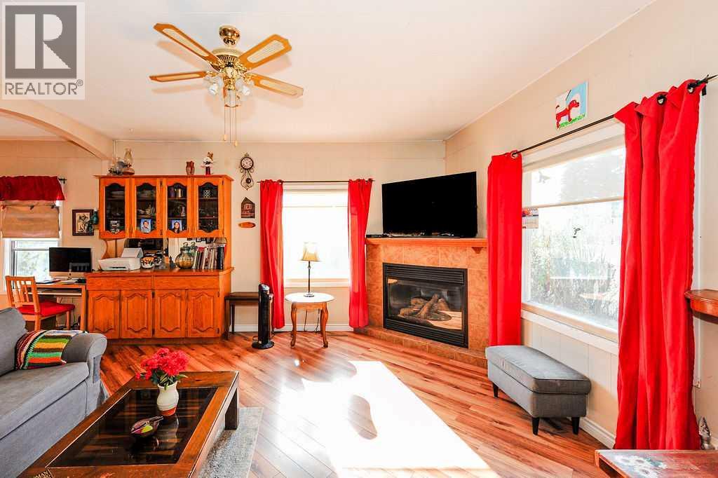 5201 50 Street, Daysland, Alberta  T0B 1A0 - Photo 9 - A2349246
