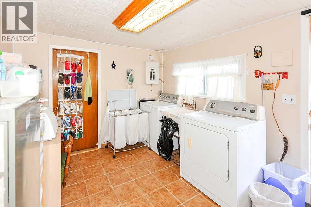 5201 50 Street, Daysland, Alberta  T0B 1A0 - Photo 17 - A2349246