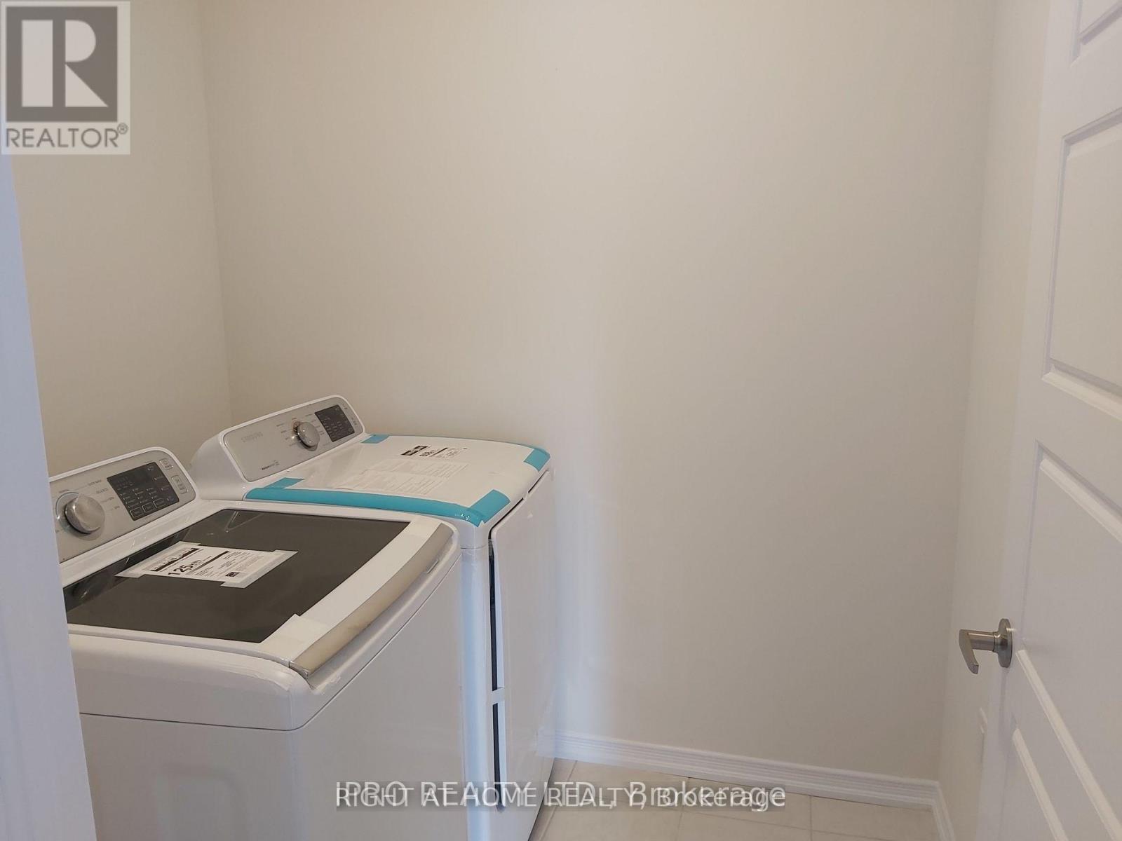 8895 Chickory Trail, Niagara Falls, Ontario  L2H 3S3 - Photo 12 - X13860274