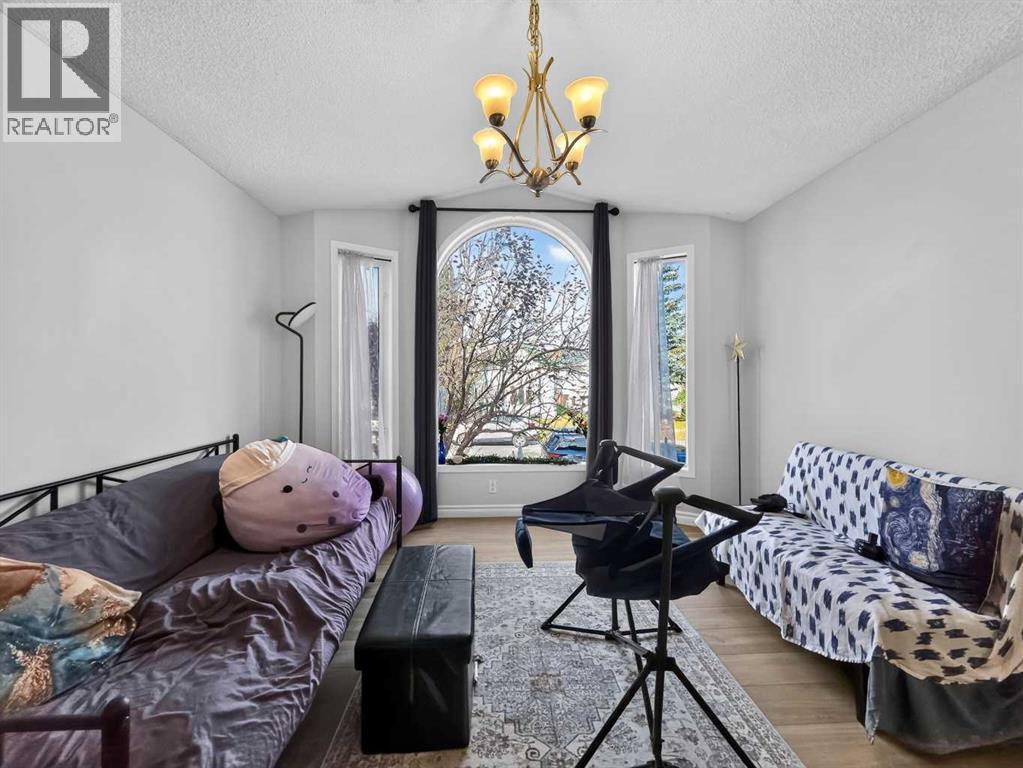119 Covington Close Ne, Calgary, Alberta  T3K 4M1 - Photo 7 - A2349733
