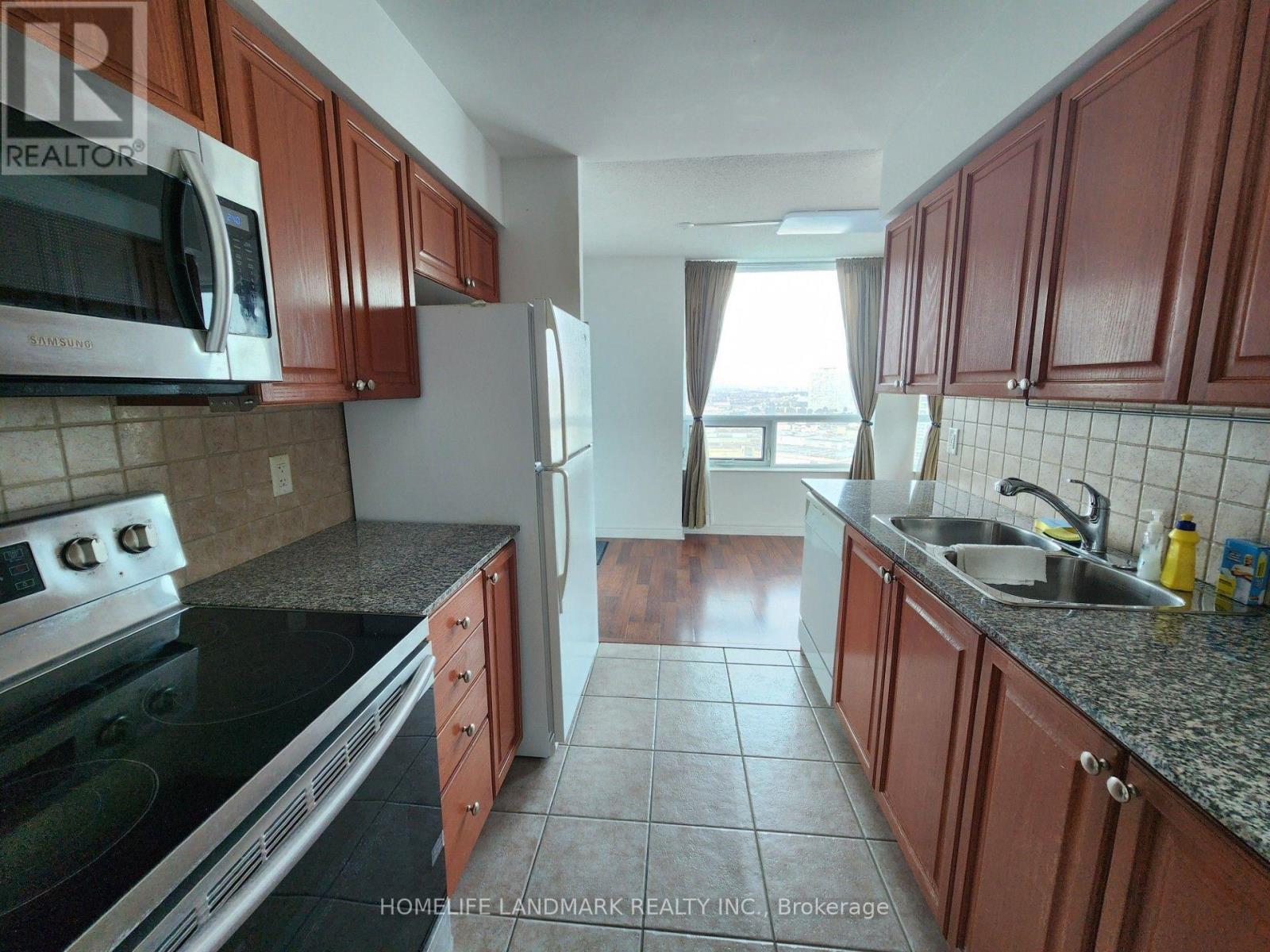1912 - 83 Borough Drive, Toronto, Ontario  M1P 5E4 - Photo 4 - E13860290