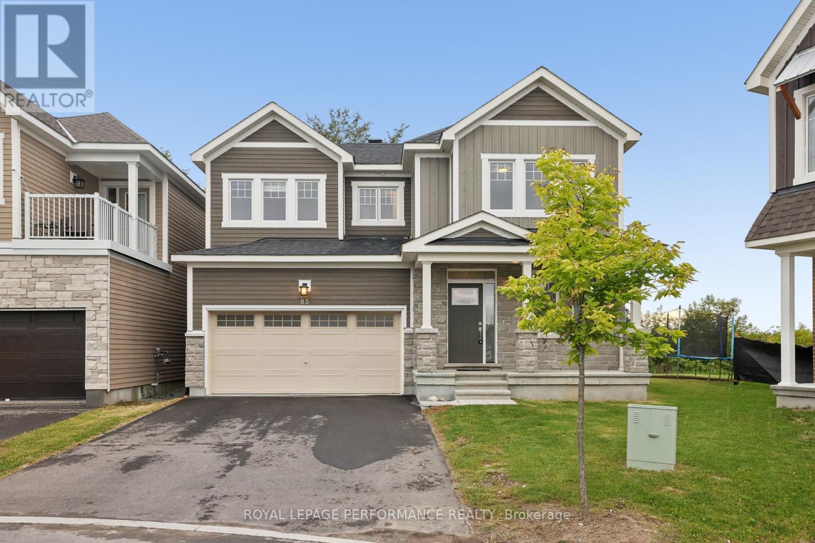 85 HACKAMORE CRESCENT, Ottawa, Ontario