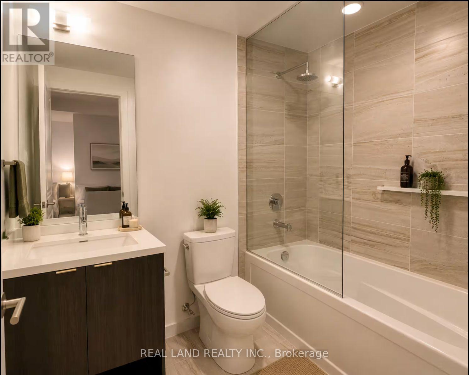 6802 - 138 Downes Street, Toronto, Ontario  M5E 0E4 - Photo 9 - C13860316