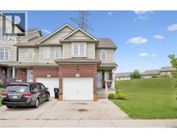 308 PARKVALE Drive, Kitchener, Ontario