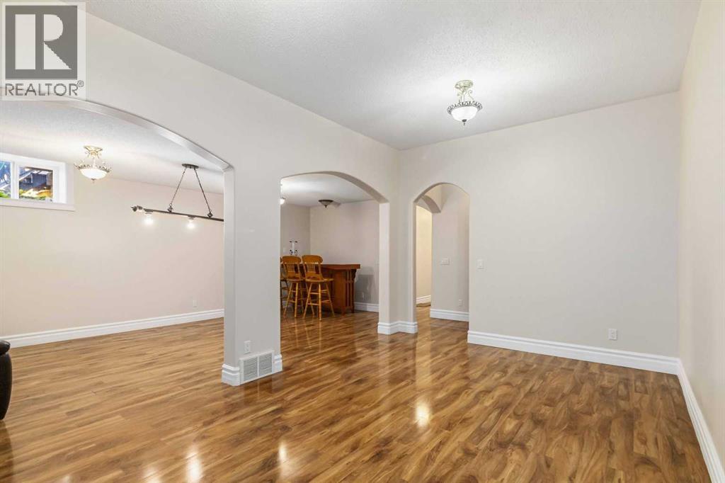 146 Maclaren Crescent