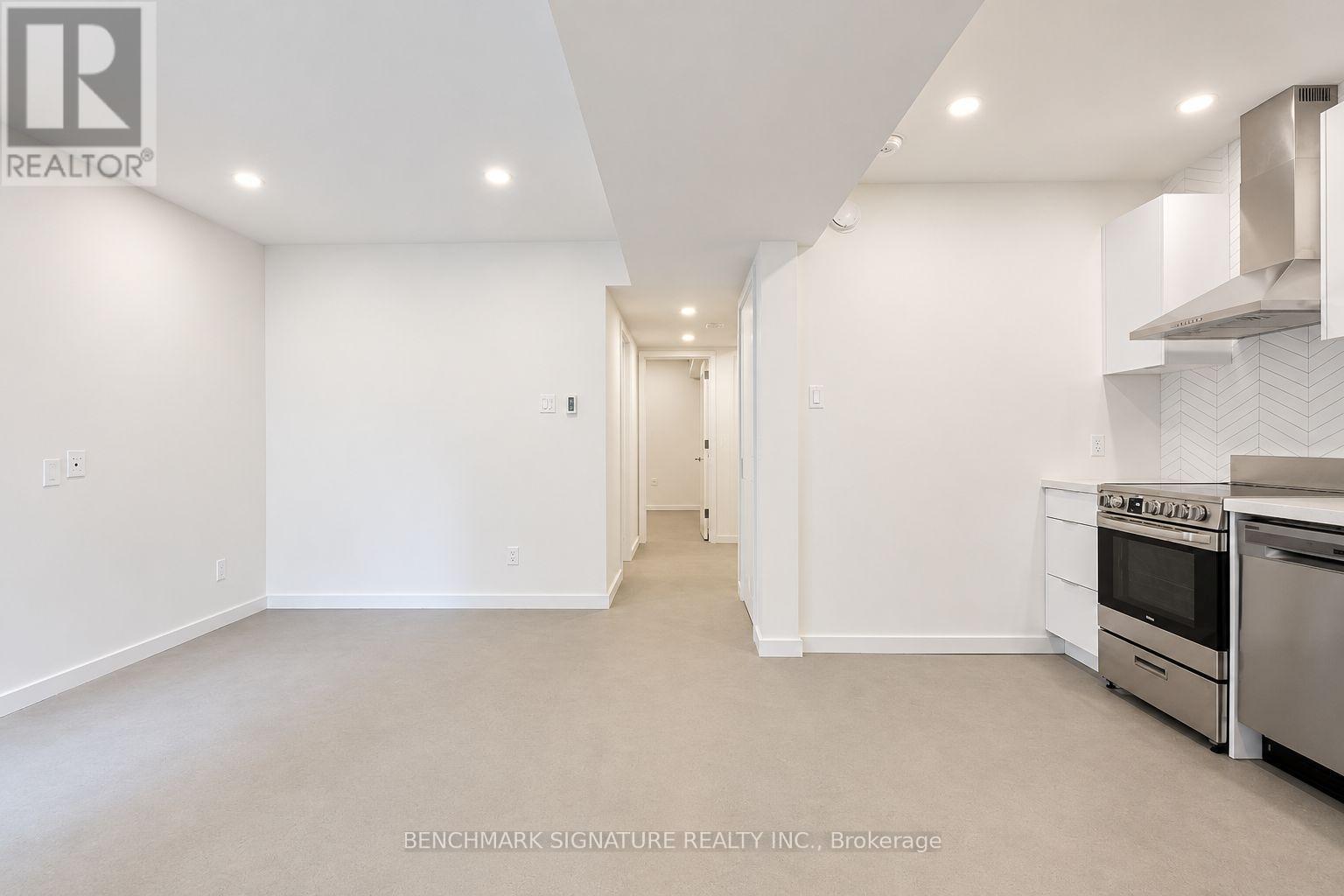 Lower - 301 Euclid Avenue, Toronto, Ontario  M6J 2K1 - Photo 12 - C13860320