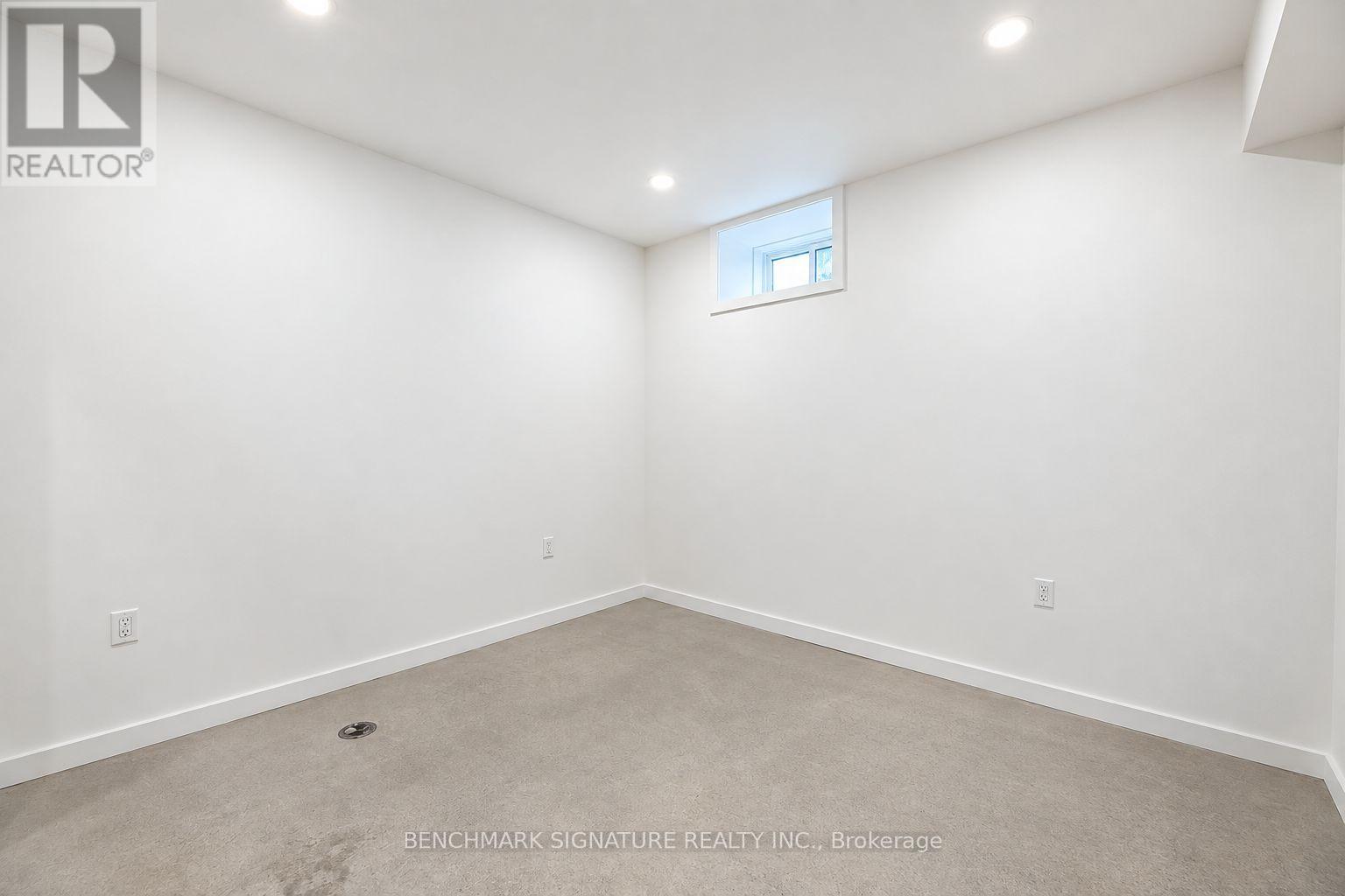 Lower - 301 Euclid Avenue, Toronto, Ontario  M6J 2K1 - Photo 13 - C13860320