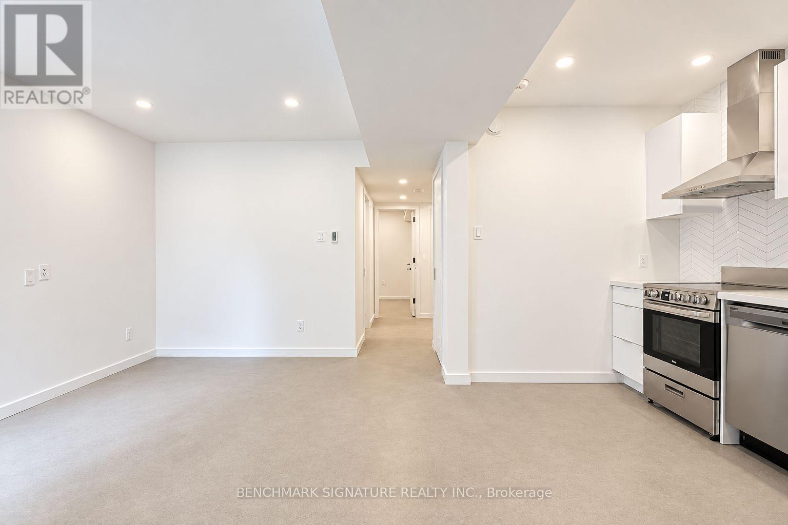 Lower - 301 Euclid Avenue, Toronto, Ontario  M6J 2K1 - Photo 19 - C13860320