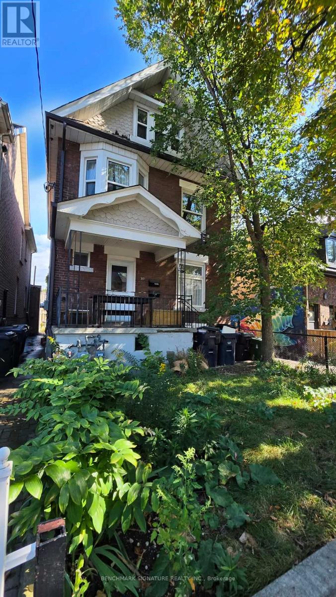 Lower - 301 Euclid Avenue, Toronto, Ontario  M6J 2K1 - Photo 24 - C13860320