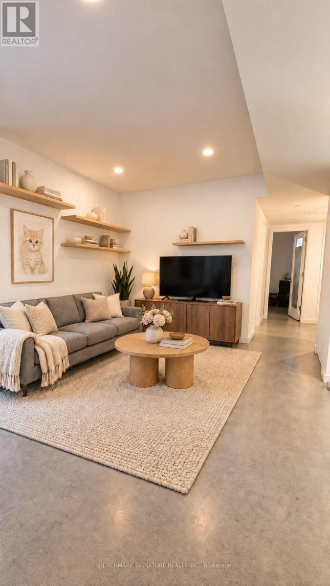 Lower - 301 Euclid Avenue, Toronto, Ontario  M6J 2K1 - Photo 5 - C13860320