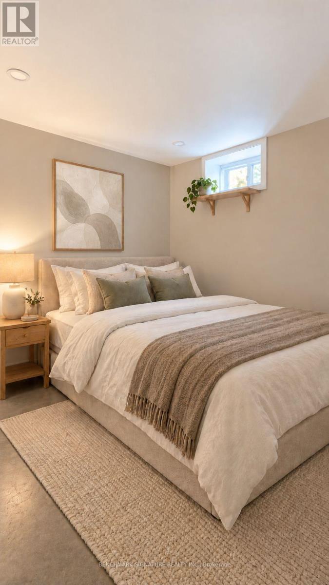 Lower - 301 Euclid Avenue, Toronto, Ontario  M6J 2K1 - Photo 8 - C13860320