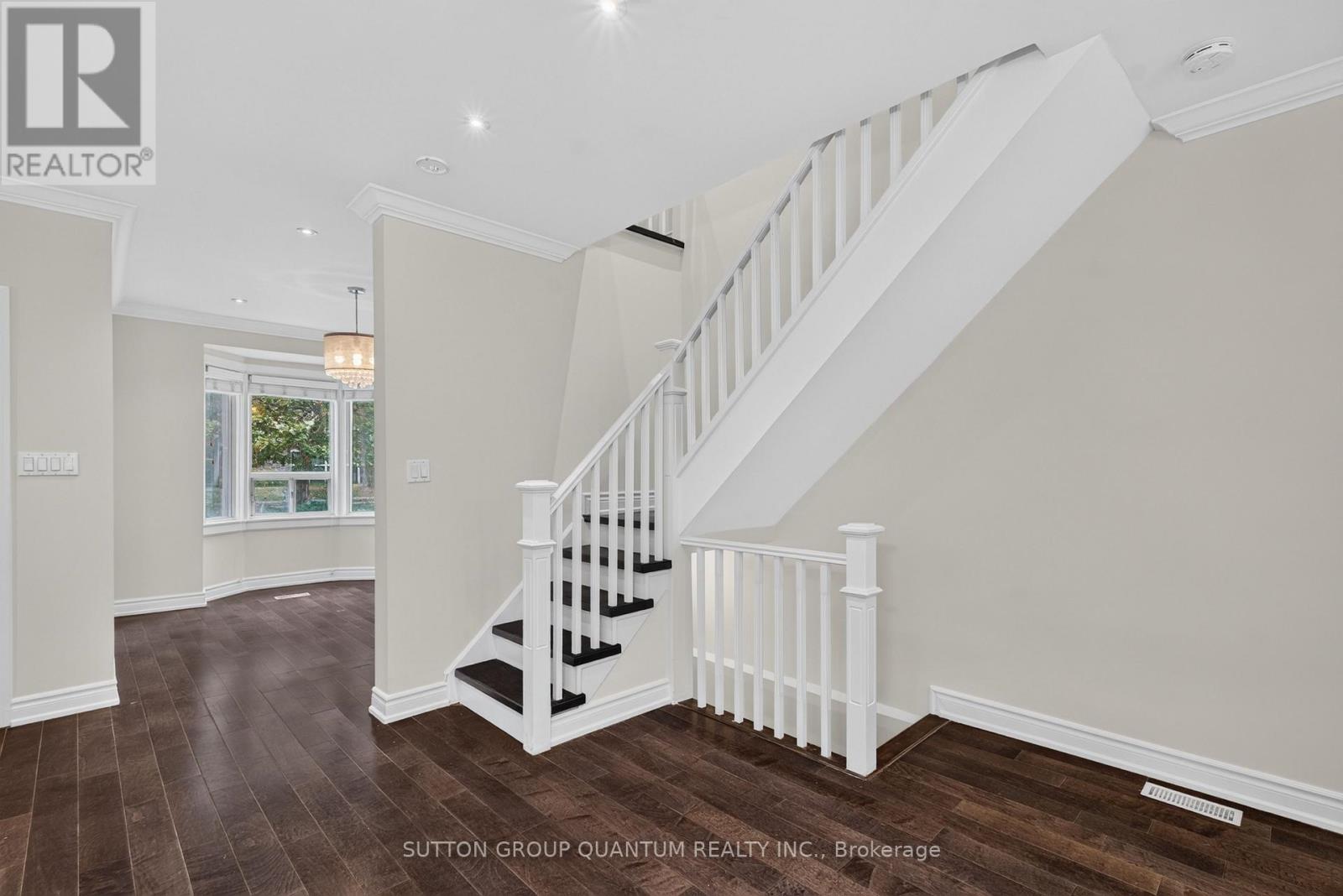 693 Greenwood Avenue, Toronto, Ontario  M4J 4B6 - Photo 16 - E13860348