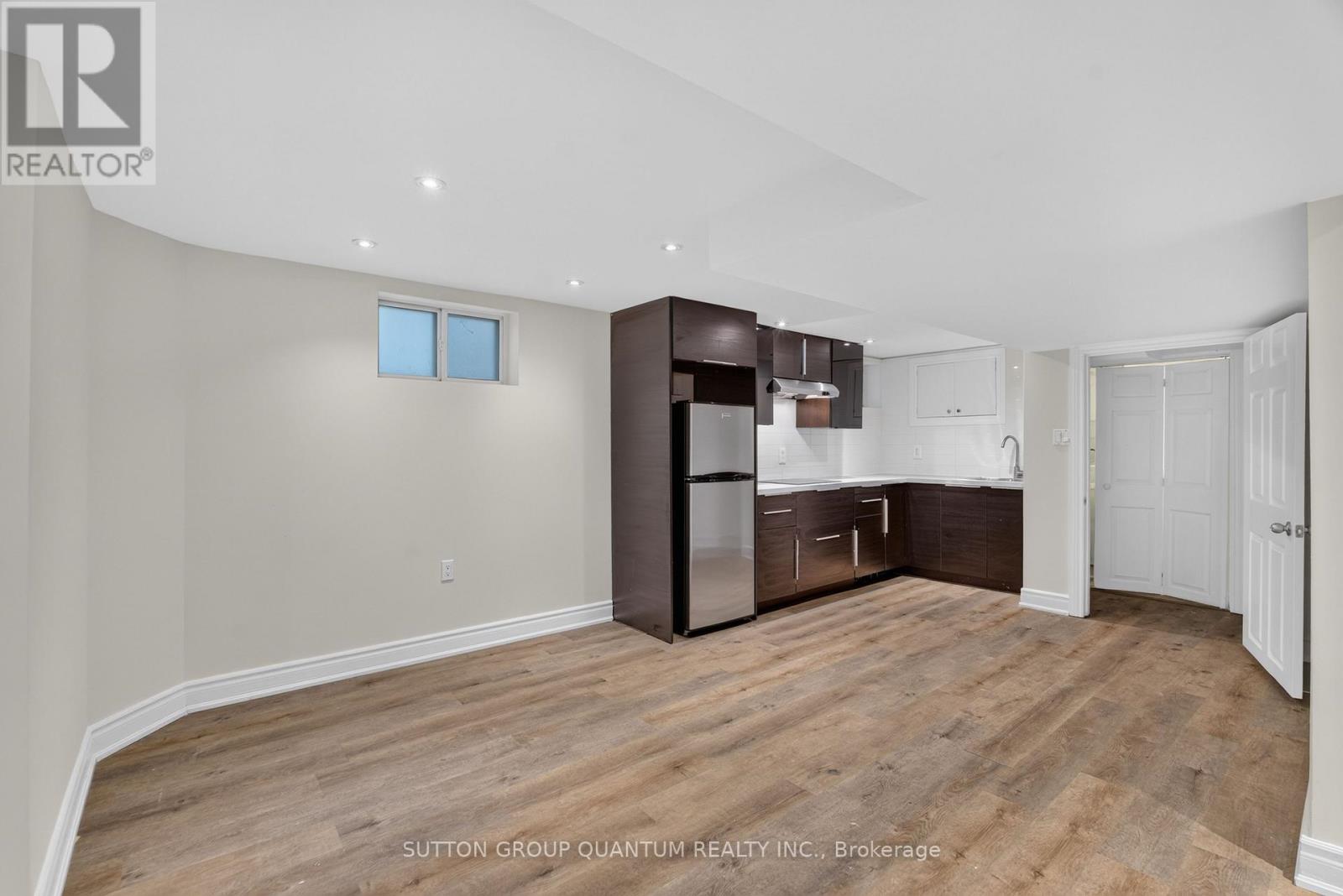 693 Greenwood Avenue, Toronto, Ontario  M4J 4B6 - Photo 33 - E13860348