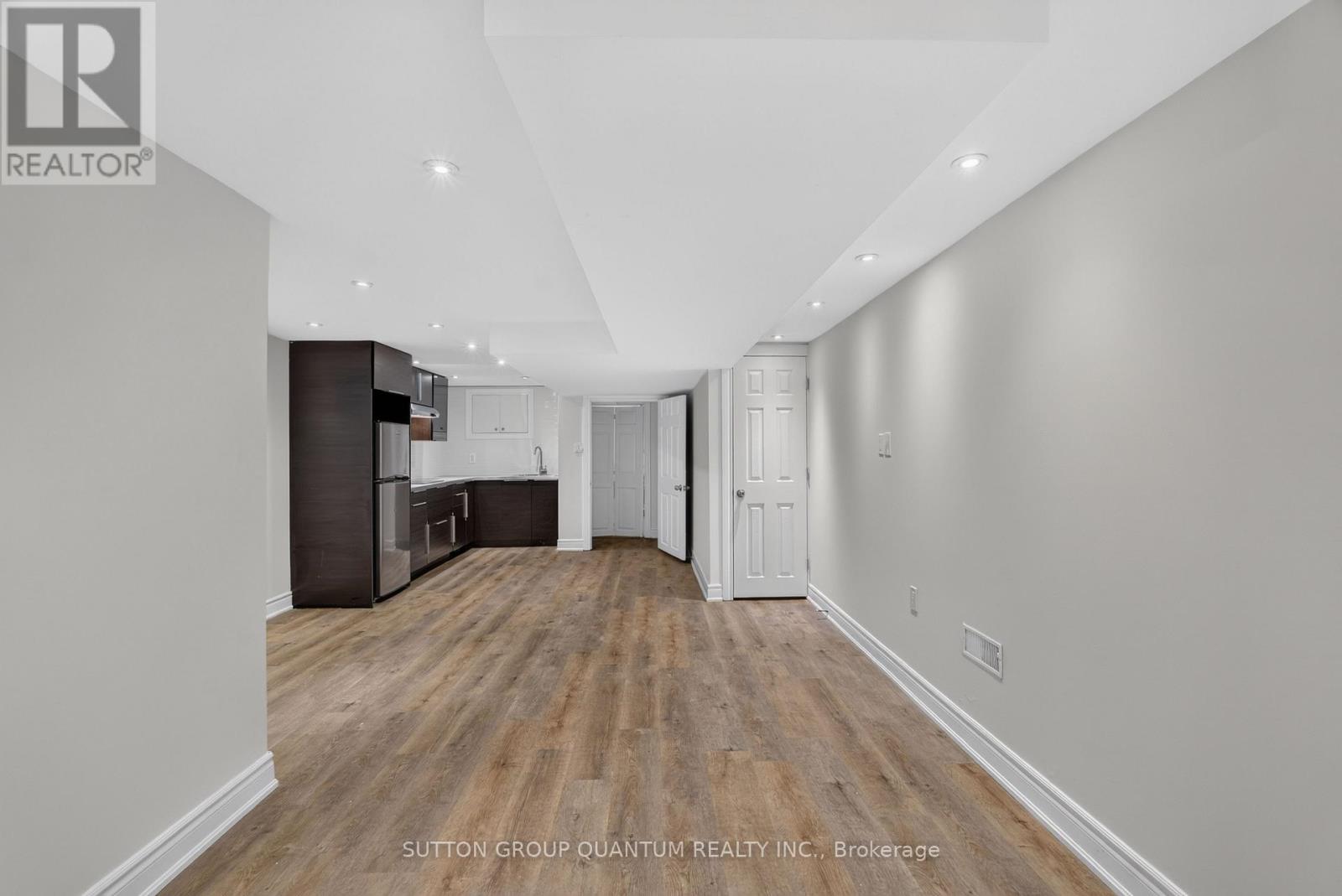 693 Greenwood Avenue, Toronto, Ontario  M4J 4B6 - Photo 34 - E13860348