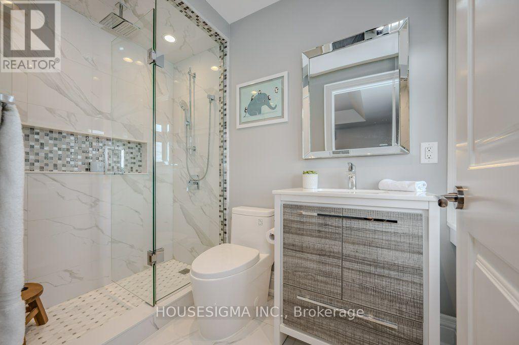 1298 Pinegrove Road, Oakville, Ontario  L6L 2X3 - Photo 36 - W13860324