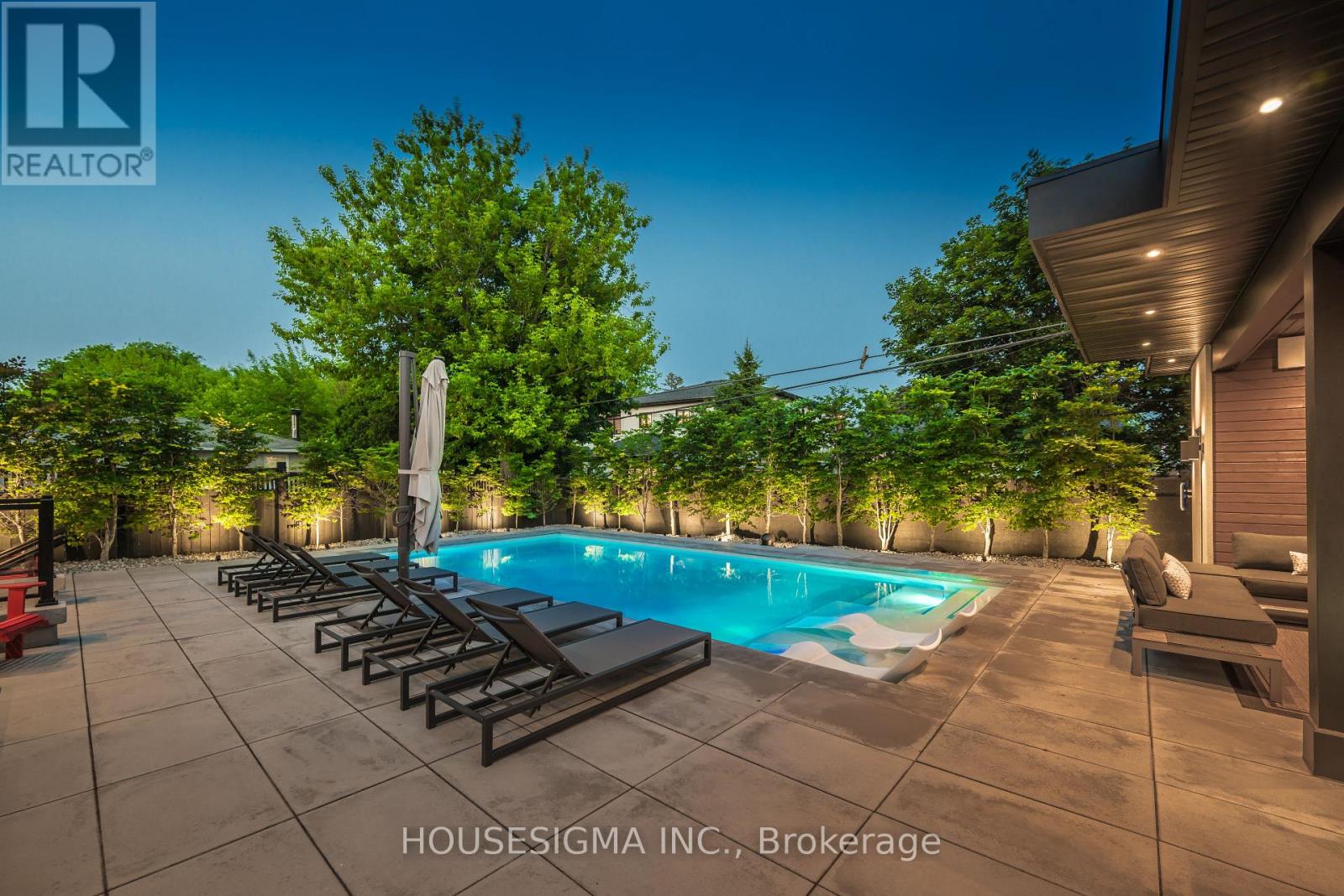 1298 Pinegrove Road, Oakville, Ontario  L6L 2X3 - Photo 46 - W13860324