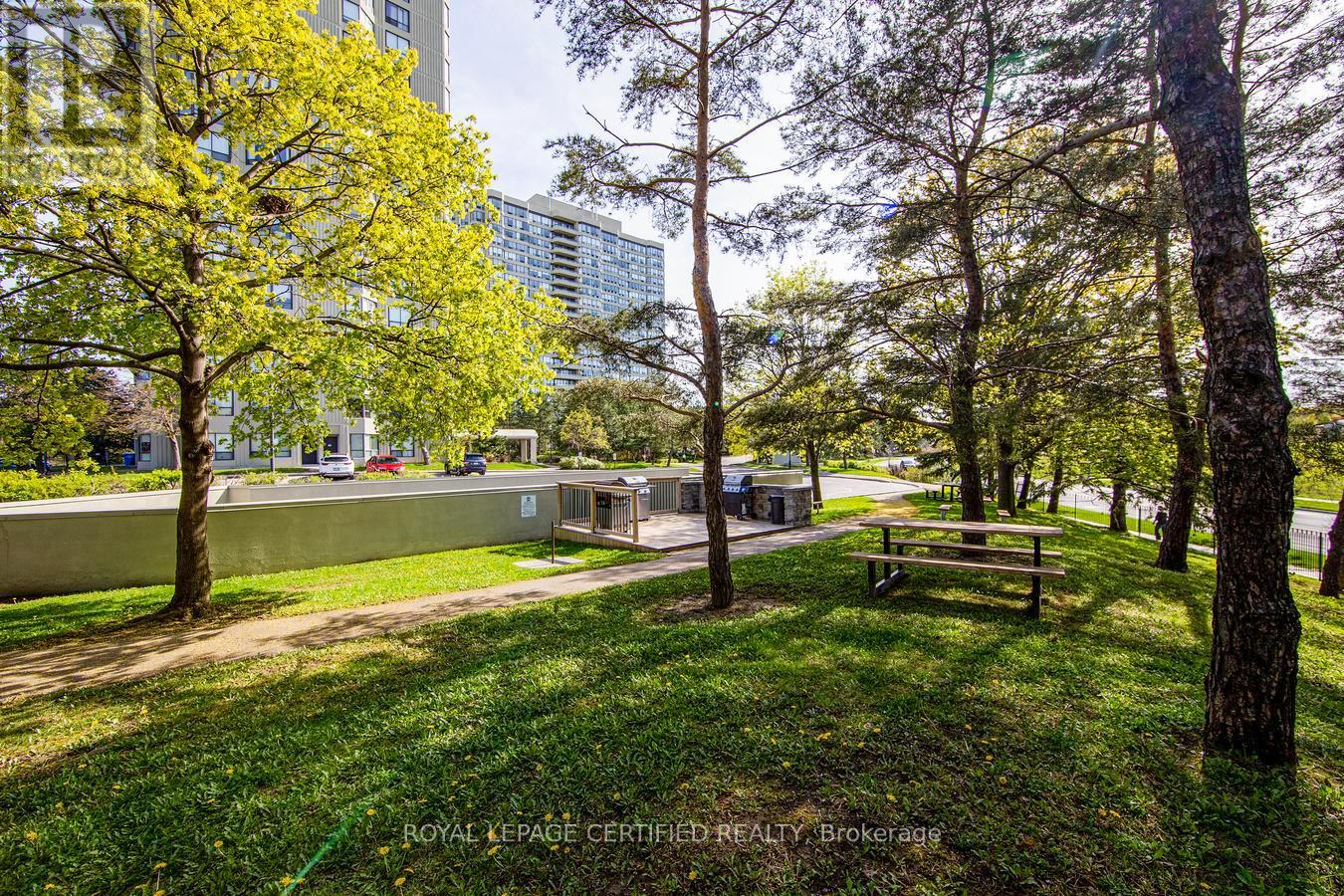 2107 - 22 Hanover Road, Brampton, Ontario  L6S 5K7 - Photo 44 - W13860336