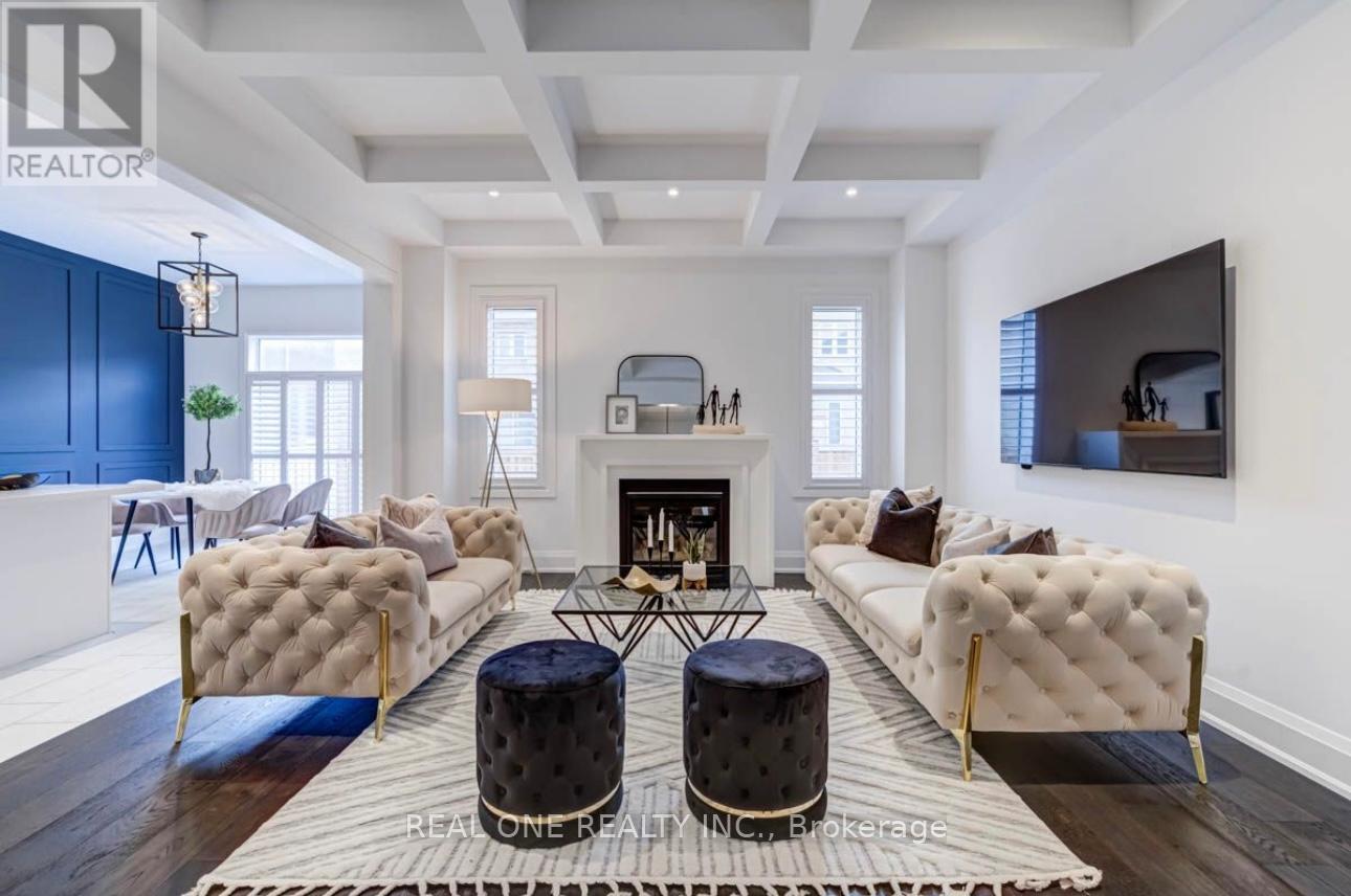 4157 Hillsborough Crescent, Oakville, Ontario  L6H 3P9 - Photo 6 - W13860342