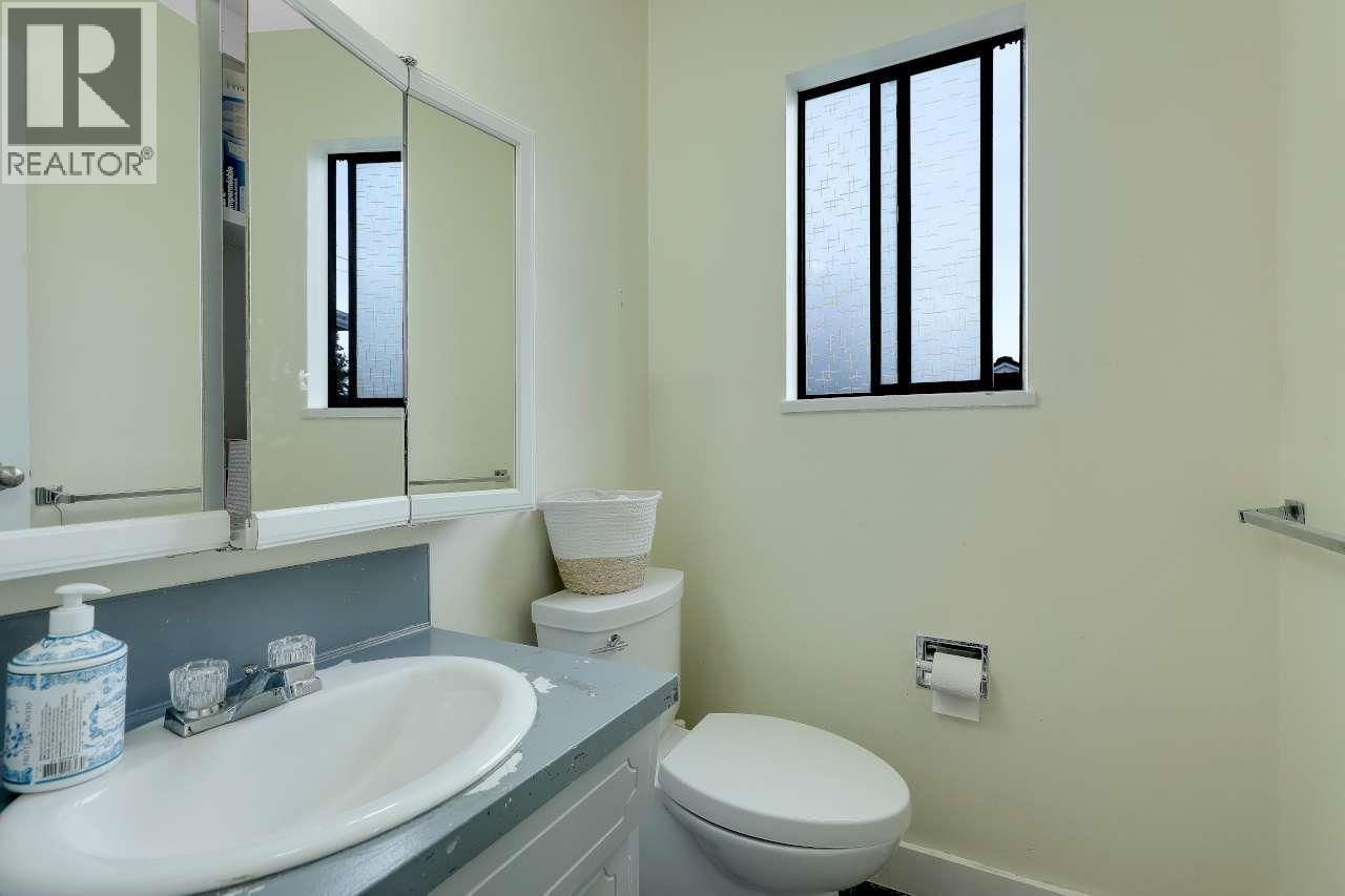 5517 18th Avenue, Tsawwassen, British Columbia  V4M 2J1 - Photo 11 - R3171050