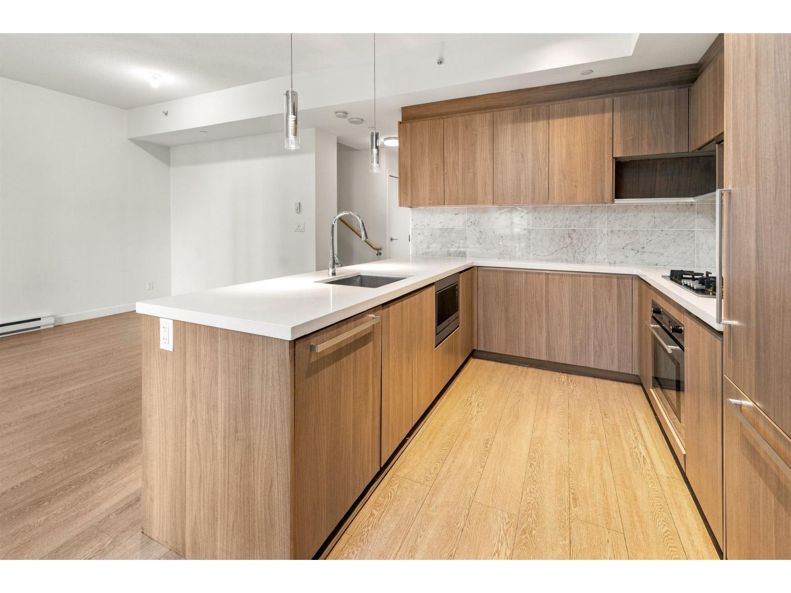 1 13720 100 Avenue, Surrey, British Columbia  V3T 0L5 - Photo 3 - R3163202