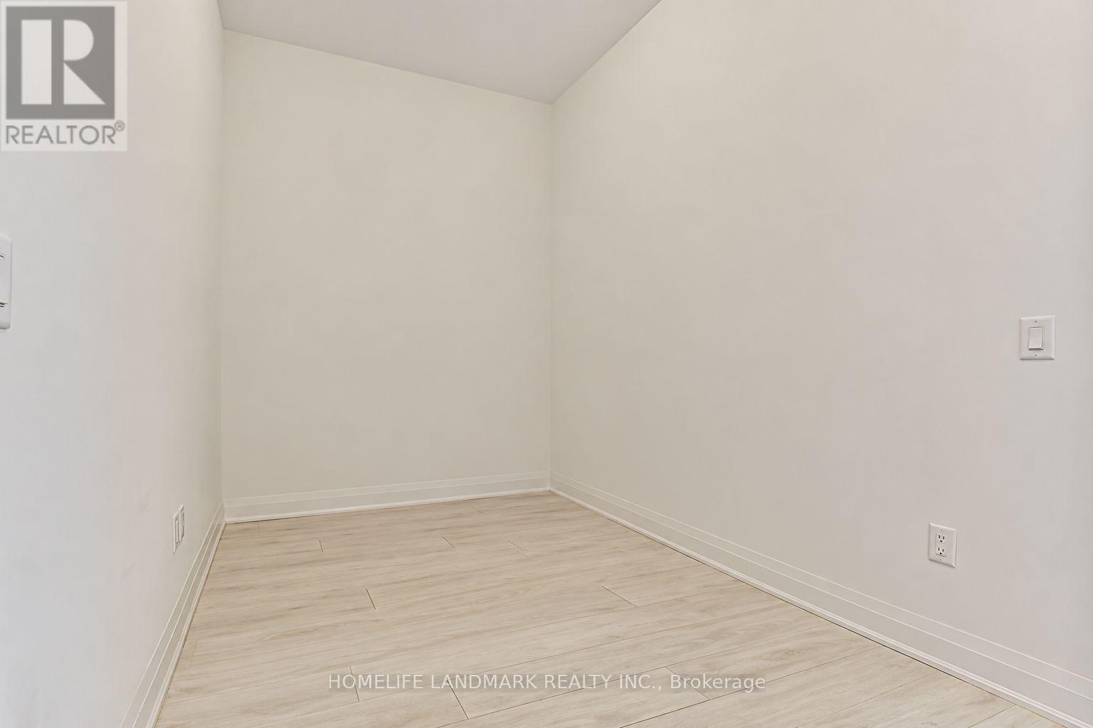 210 - 10 Gatineau Drive, Vaughan, Ontario  L4J 0L2 - Photo 26 - N13860374